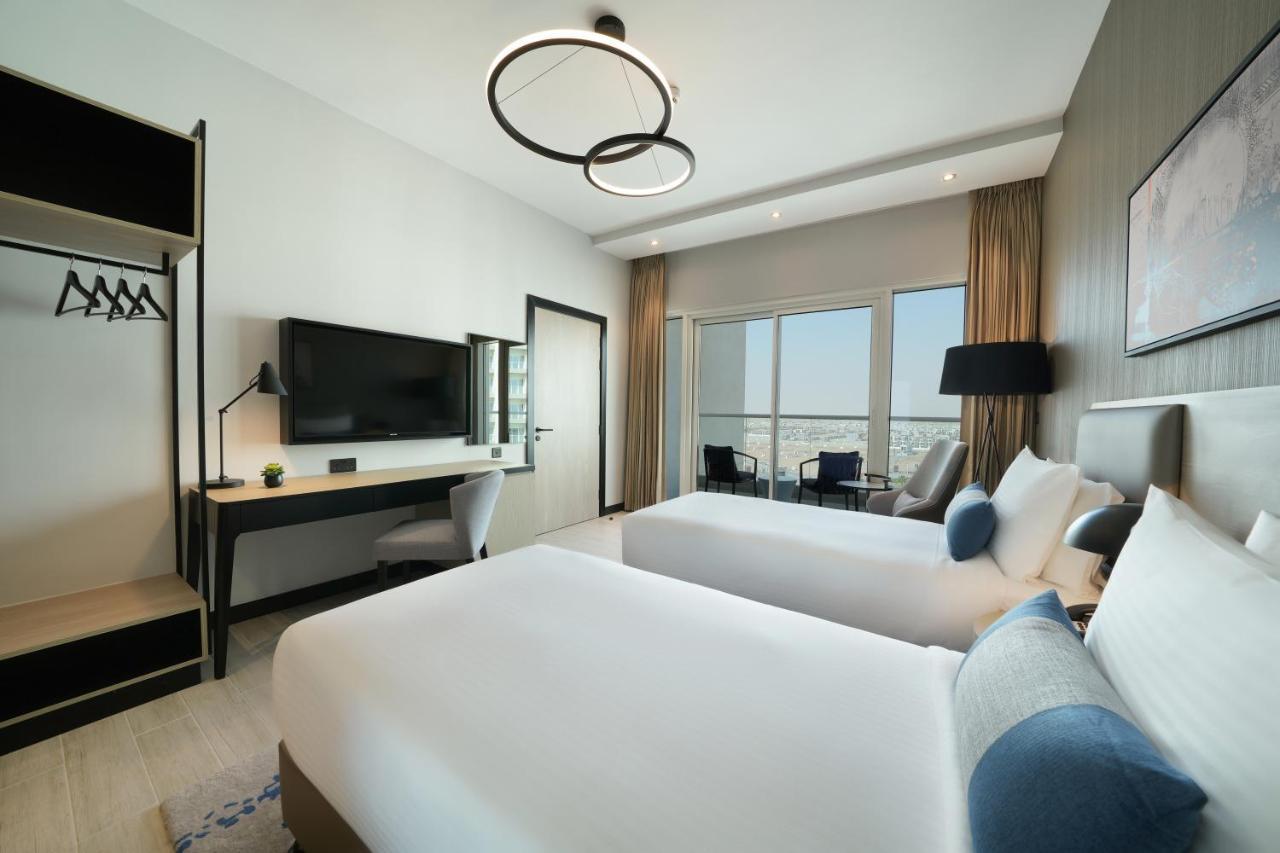 Damac Hills 2 Hotel, An Edge By Rotana Hotel Dubai Dış mekan fotoğraf