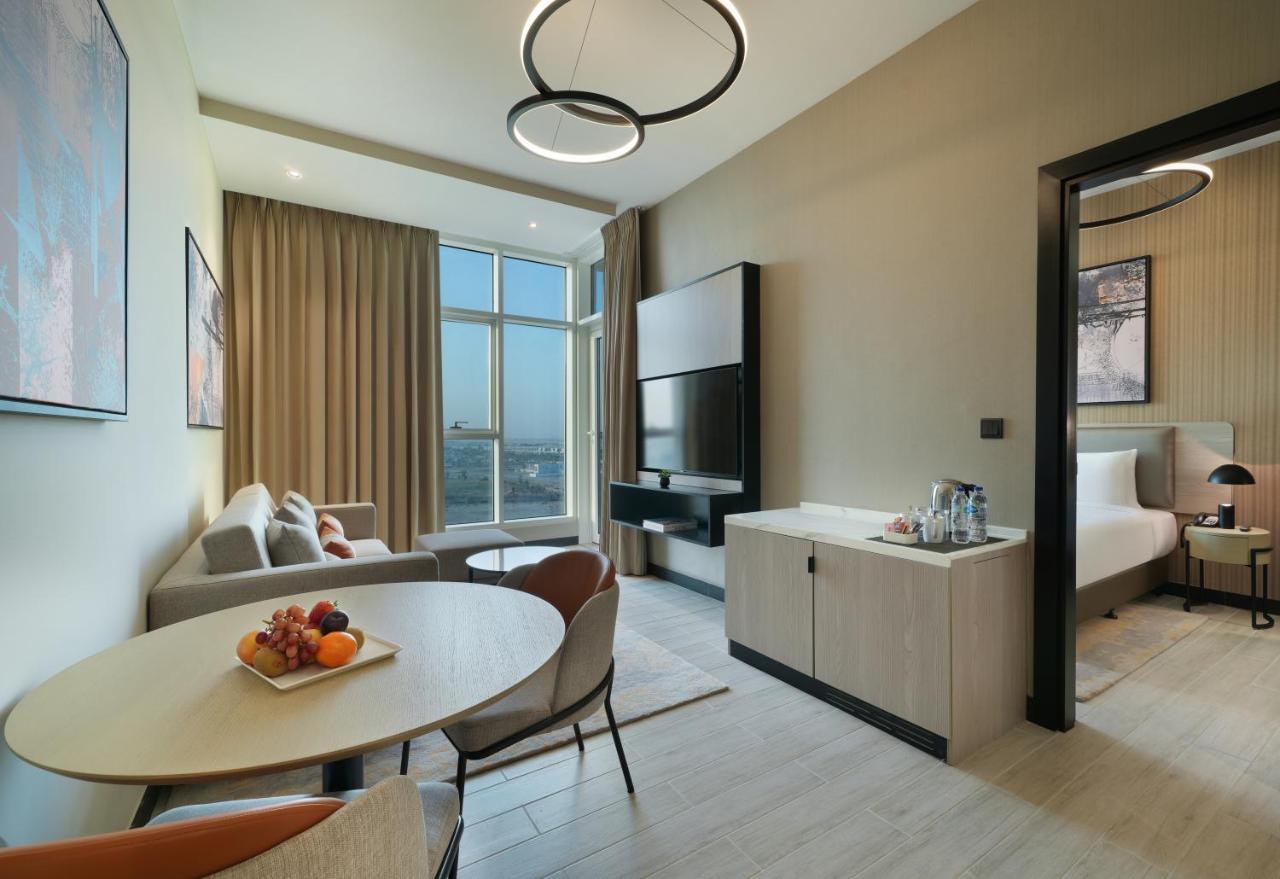 Damac Hills 2 Hotel, An Edge By Rotana Hotel Dubai Dış mekan fotoğraf
